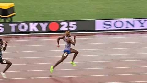 孙铭徽三分球命中，胡金秋内外开花，莫蘭德揽下三双，厦门队击败广东取胜